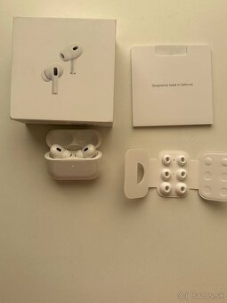 Apple AirPods Pro 2 - 4