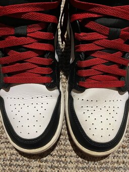 Nike Air Jordan 1 Mid “Black Toe” - 4