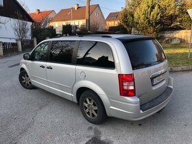 Chrysler Grand Voyager 2,8 CRD - 4