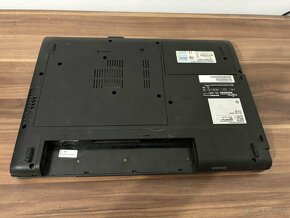 Notebook Fujitsu V5535 - 4