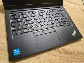 Lenovo Thinkpad E14 v super stave s 256gb ssd diskom 8gb ram - 4