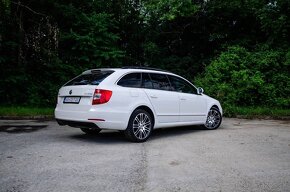 Škoda Superb Combi 2.0 TDI CR Ambition DSG - 4