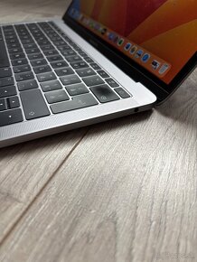 MacBook Pro (13-inch, 2017, 2 TBT3) - 4