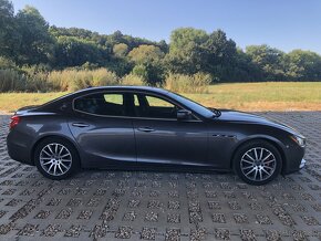 Maserati Ghibli SQ4 V6 benzín 410PS - 4