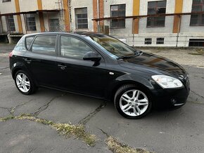 Kia Ceed 1.6 CRDi - 4