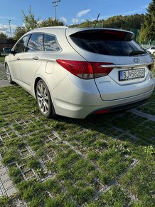 Hyundai I40 CW 1.7 CRDi Premium - 4