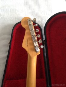 Fender Stratocaster - 4