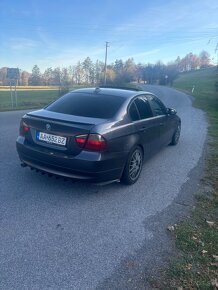 BMW e90 320D/AT - 4