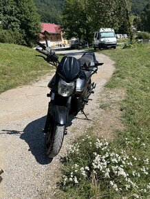 Suzuki GSR 600 - 4