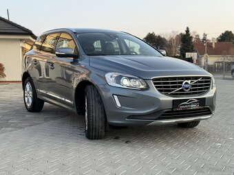 Volvo XC60 D4 2.4L Drive-E Summum Geartronic AWD - 4