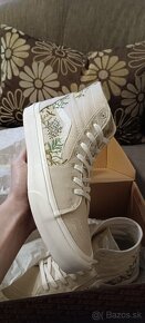 Vans Sk8-Hi - 4