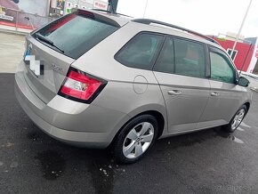 Predám Škodu Fabiu 1,4 tdi  STYLE 2017 automat DPH - 4