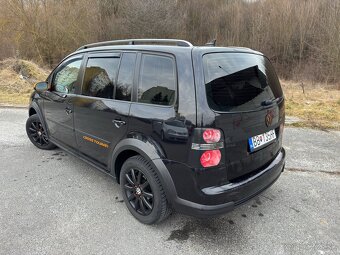 Vw touran cross - 4