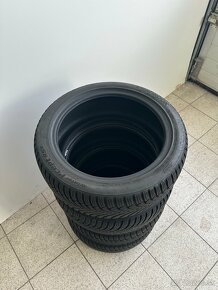 Predám zimné gumy 195/45 R16 Fiat 500 - 4