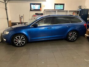 Škoda Octavia Combi 3 Green Line (Sport packet) - 4