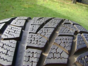 255/40 r19 zimne pneumatiky - 4