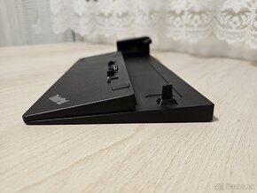 Dokovacia stanica Lenovo ThinkPad Pro Dock 40A1 - 4