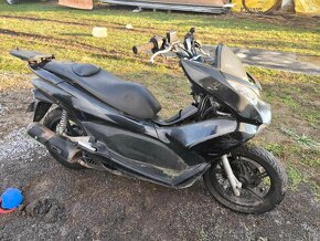 Honda pcx 125 r.v 2010-2014 - 4