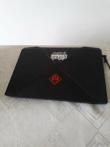 HP Omen 15 2018 - 4