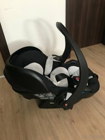 Stokke iZi Go Modular X1 40-75cm Black vajíčko i-Size - 4