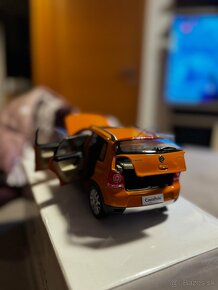 Vw polo cross 1:18 - 4