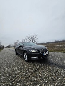 ŠKODA SUPERB COMBI 2.0TDI /PANORAMA /DCC - 4