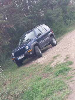 Jeep Grand Cherokee 4X4 Sport - 4