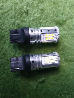 Predam nove led ziarovky H1,H4 H7,H8,H9,H11,H15,H16 HB3,HB4 - 4