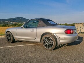 Mazda MX-5 1.6l 16V - 4