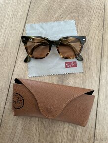 RayBan - 4