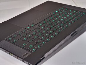 Herný notebook RAZER BLADE | i7-8750 | GTX 1060 | 16GB RAM - 4