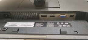 HP Monitor - 4