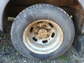 Iveco 6x Kola s pneu 195/75 R16C - 4