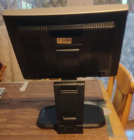 LCD monitor HP L1940T - 4