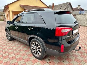 Sorento 2.2 CRDi 145kW Panorama 4x4 facelift - 4