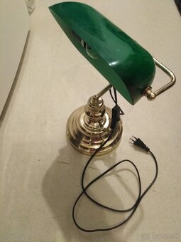 Funkčná zelená retro lampa - 4