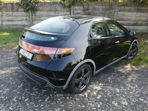 Honda Civic 1,4i sport UFO - 4