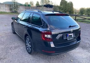 Škoda Octavia Combi 2,0 TDI - 4