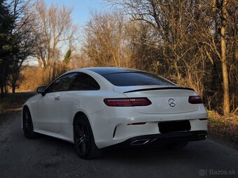 Mercedes-Benz E Coupe 220d AMG - 4