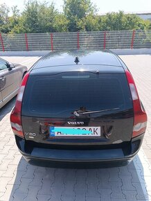 Volvo v50 - 4