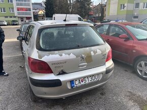 Peugeot 307 1.6 hdi Rozpredam na náhradné diely - 4