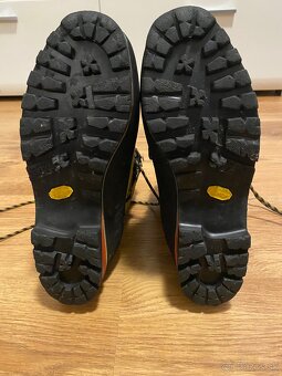 La Sportiva Nepal Evo 42,5 - 4