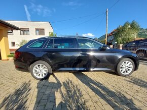 Škoda Superb Combi 2.0 TDI Style DSG - 4