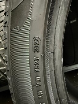 265/40R22 Pirelli - 4