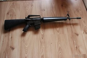 M16 A1 puška - 4