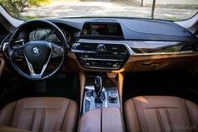 BMW 520d xDrive G30,Luxury Line, LED svetlá, Cognac interiér - 4