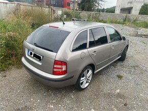 Škoda Fabia 1.9Tdi 74Kw 2007 Soul Sportline Bi-Xenon - 4