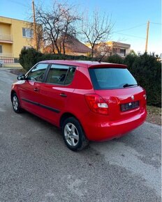 Predam Škoda Fabia 2. 1.2 HTP Rok.V 2009 .125000km - 4