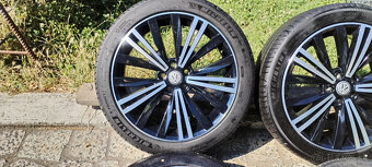 5x100 R18 --- VW TAIGO , T - CROSS - 4