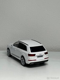 Model Audi Q7 mierka 1:32 - 4